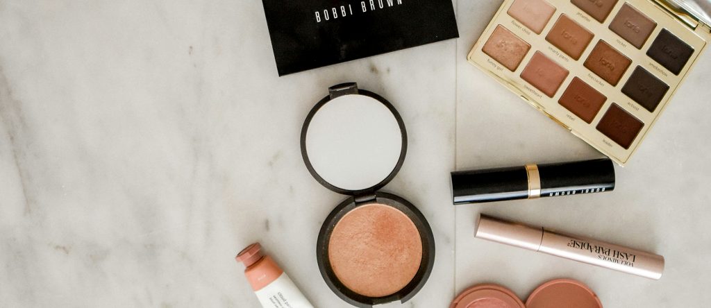 How to Choose Beauty Makeup